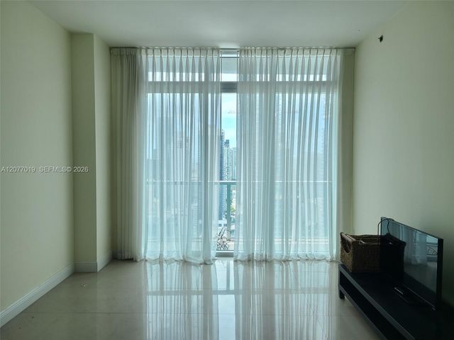 55 SE 6th Street 4106, Miami, FL 33131