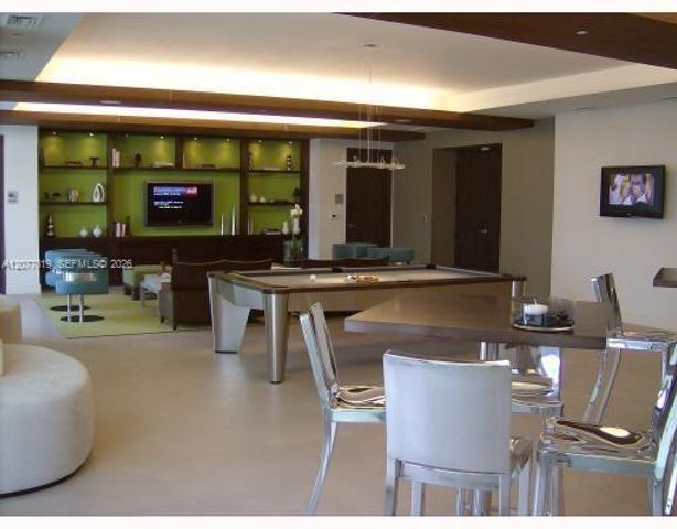 55 SE 6th Street 4106, Miami, FL 33131