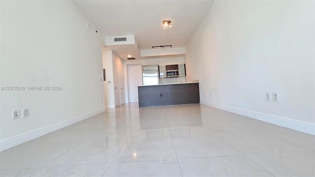 55 SE 6th Street 4106, Miami, FL 33131
