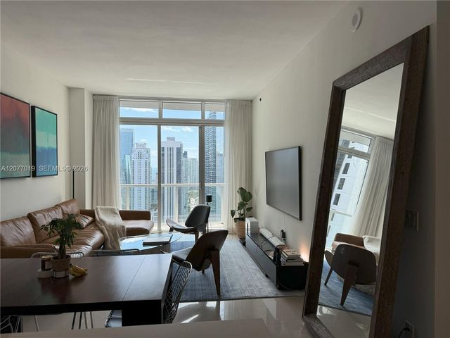 55 SE 6th Street 4106, Miami, FL 33131
