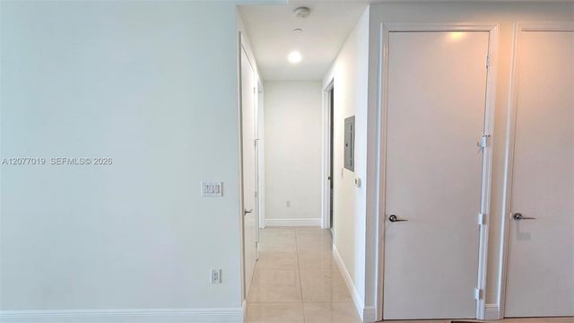 55 SE 6th Street 4106, Miami, FL 33131