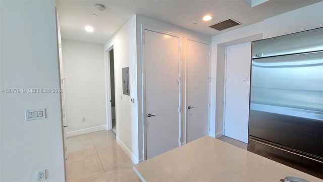 55 SE 6th Street 4106, Miami, FL 33131