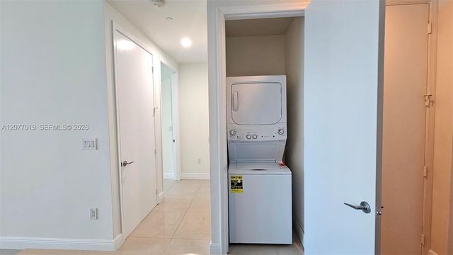 55 SE 6th Street 4106, Miami, FL 33131