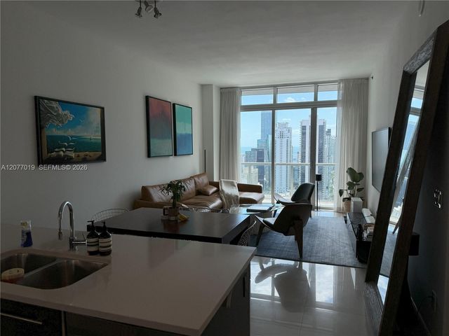 55 SE 6th Street 4106, Miami, FL 33131