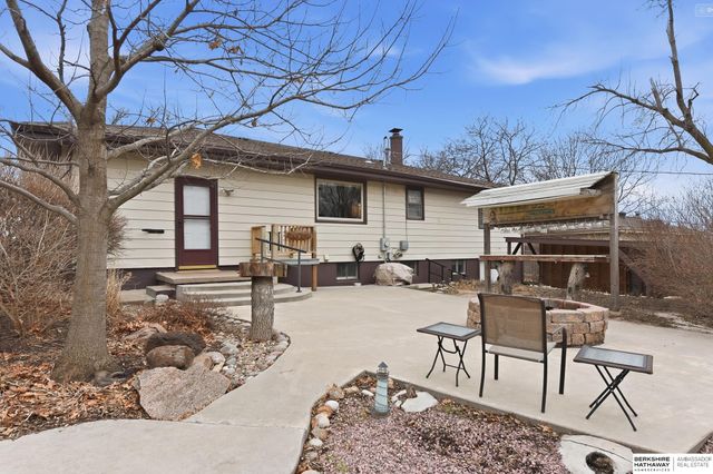 8516 Evans Street, Omaha, NE 68134