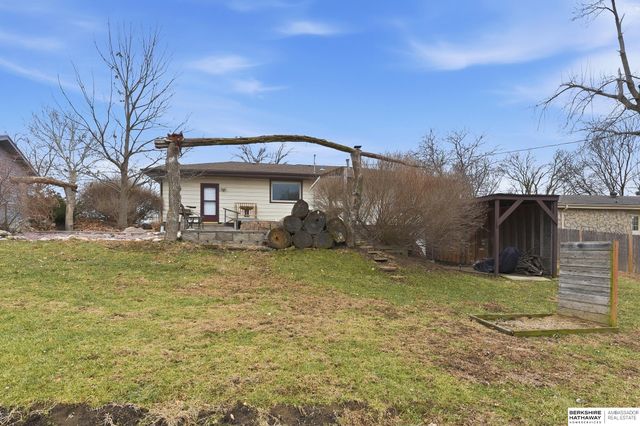 8516 Evans Street, Omaha, NE 68134