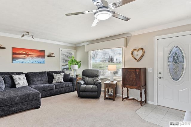 8516 Evans Street, Omaha, NE 68134