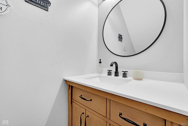 521 Glastonberry Lane, Mooresville, IN 46158