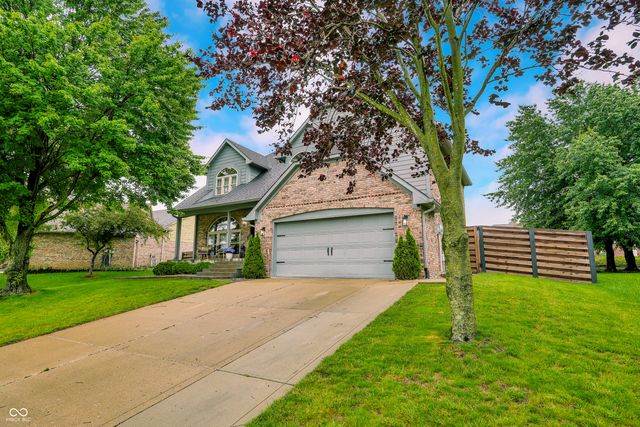 521 Glastonberry Lane, Mooresville, IN 46158