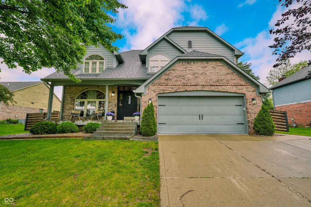 521 Glastonberry Lane, Mooresville, IN 46158