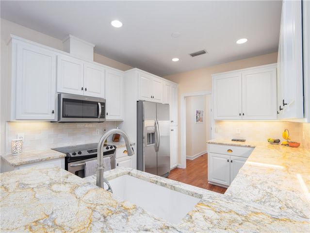 317 Commons Road, St Simons Island, GA 31522