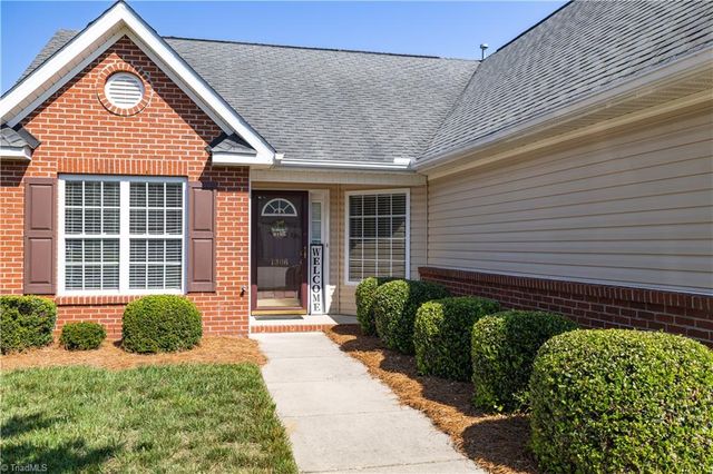 1306 Bayswater Drive, High Point, NC 27265
