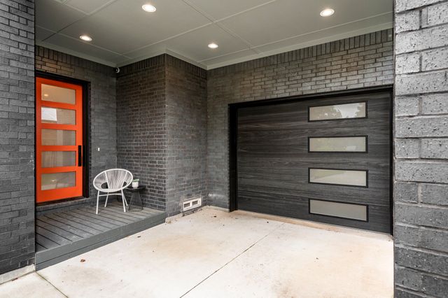 9019 Liptonshire Drive, Dallas, TX 75238