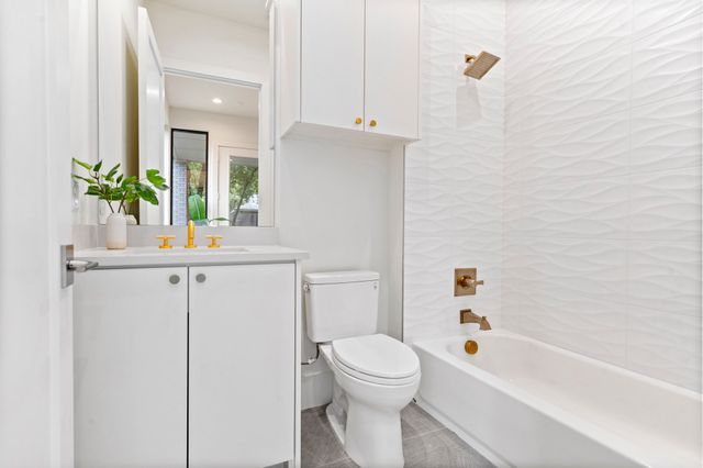 9019 Liptonshire Drive, Dallas, TX 75238