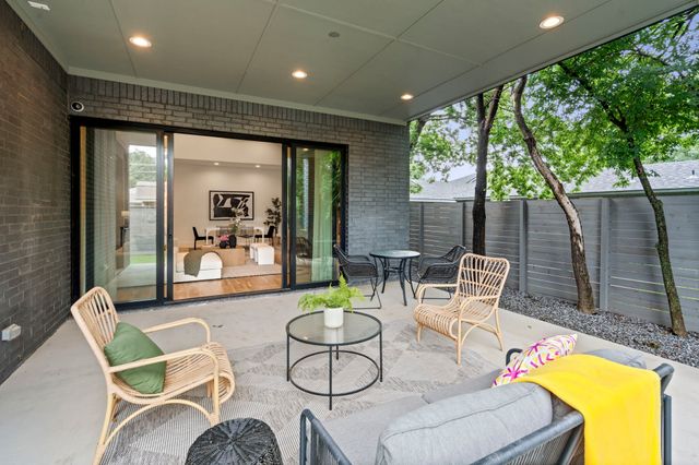 9019 Liptonshire Drive, Dallas, TX 75238