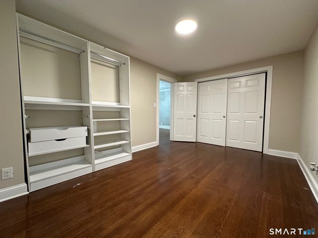 70 Hawthorne Street, Bridgeport, CT 06610