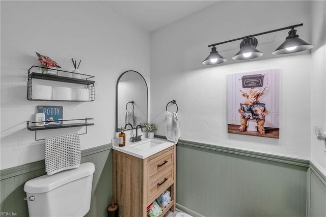 2492 Mirror Lake DR, Virginia Beach, VA 23453