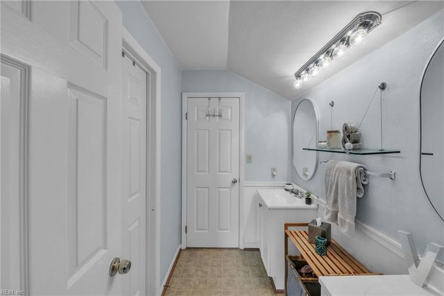 2492 Mirror Lake DR, Virginia Beach, VA 23453
