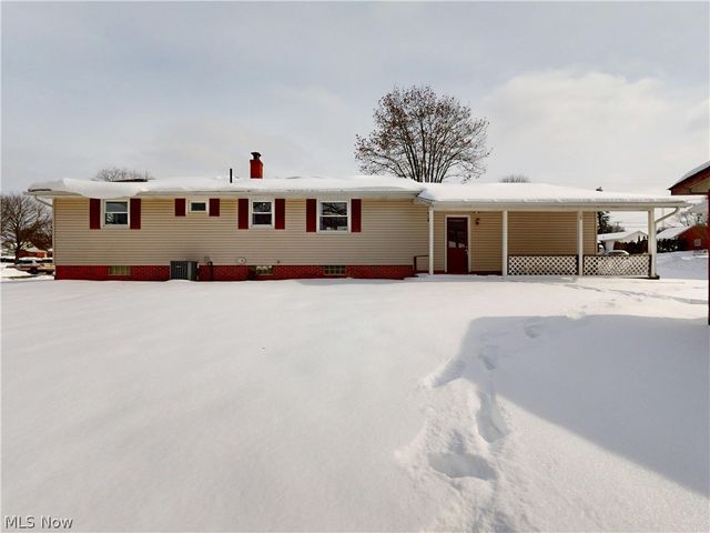 231 Cedar Street N, East Canton, OH 44730