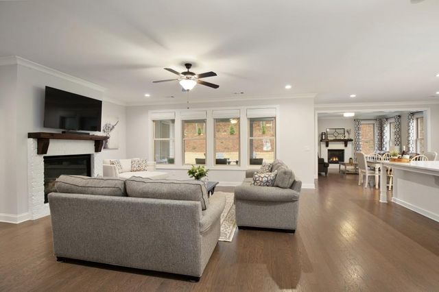 202 Vandiver Court, Acworth, GA 30101