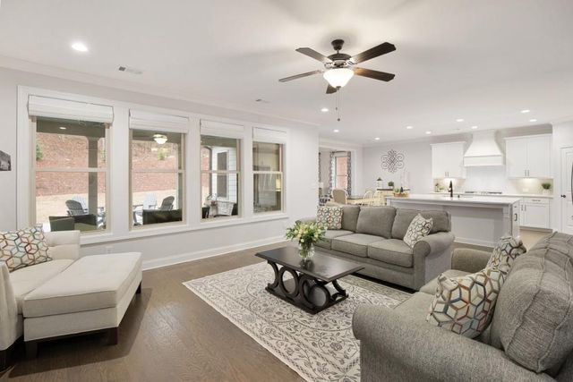 202 Vandiver Court, Acworth, GA 30101