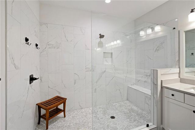 202 Vandiver Court, Acworth, GA 30101