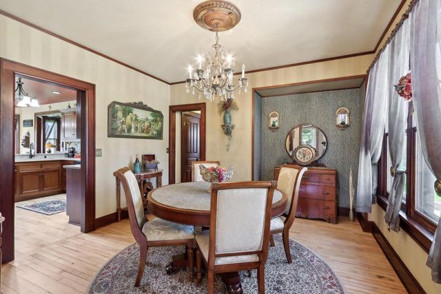 W310S7565 Arbor DRIVE, Mukwonago, WI 53149