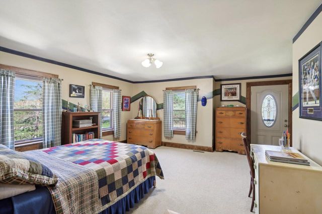 W310S7565 Arbor DRIVE, Mukwonago, WI 53149