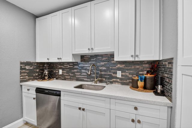 814 44th Street, West Palm Beach, FL 33407