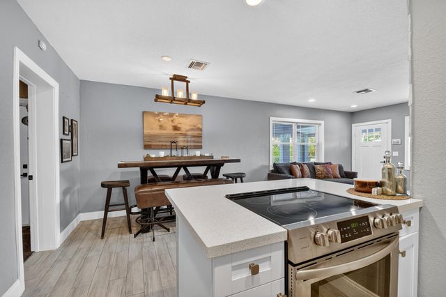 814 44th Street, West Palm Beach, FL 33407