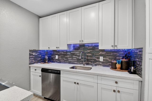 814 44th Street, West Palm Beach, FL 33407