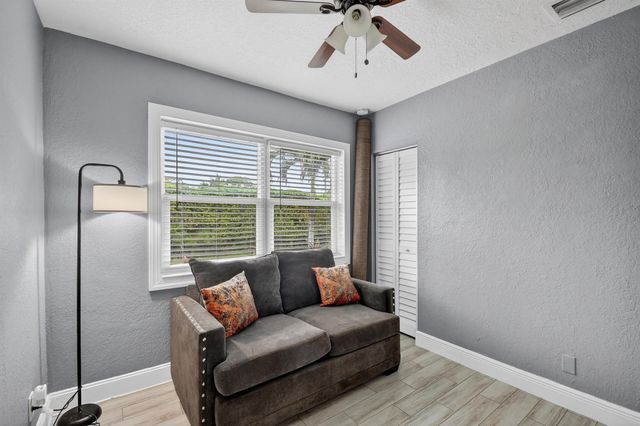 814 44th Street, West Palm Beach, FL 33407