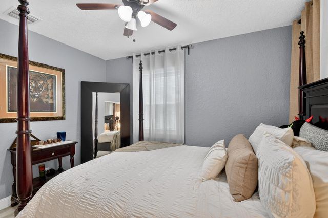 814 44th Street, West Palm Beach, FL 33407