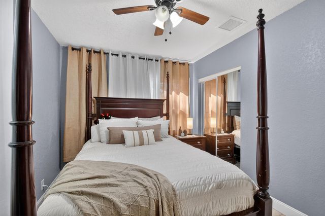 814 44th Street, West Palm Beach, FL 33407