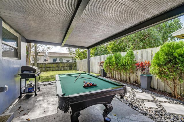 814 44th Street, West Palm Beach, FL 33407