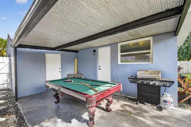 814 44th Street, West Palm Beach, FL 33407