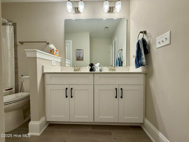 304 Mashie Court, West End, NC 27376