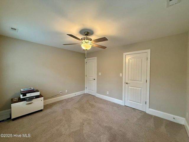 304 Mashie Court, West End, NC 27376