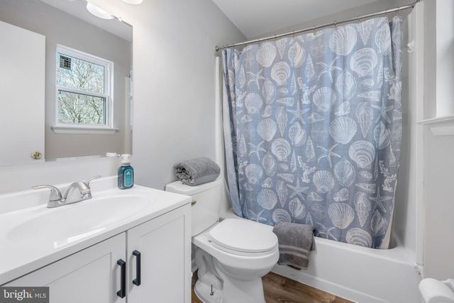 13379 PACKARD DR, Woodbridge, VA 22193