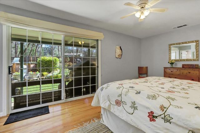 14017 Lague Ln, Grass Valley, CA 95949