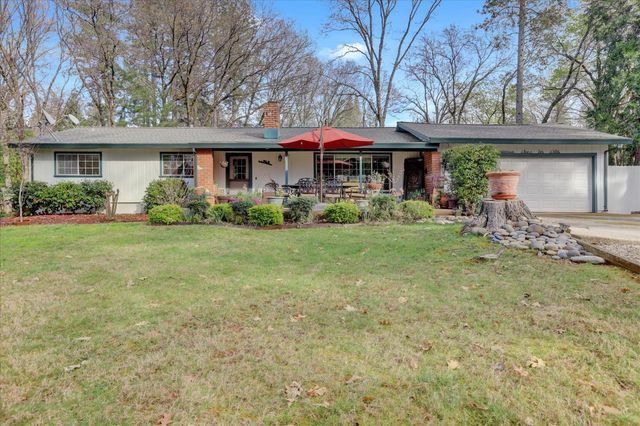 14017 Lague Ln, Grass Valley, CA 95949