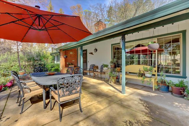 14017 Lague Ln, Grass Valley, CA 95949