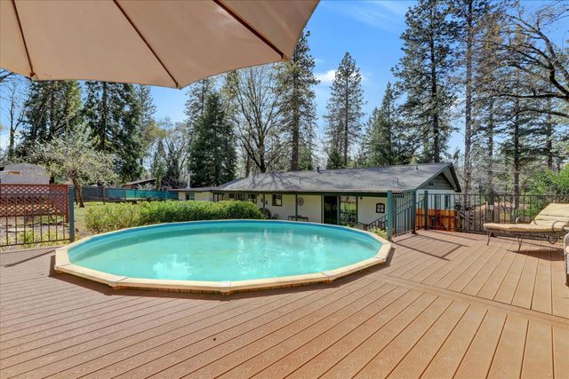 14017 Lague Ln, Grass Valley, CA 95949