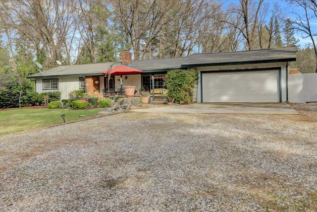 14017 Lague Ln, Grass Valley, CA 95949