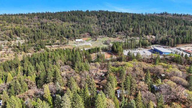 14017 Lague Ln, Grass Valley, CA 95949