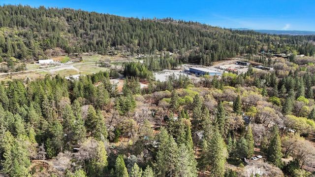14017 Lague Ln, Grass Valley, CA 95949