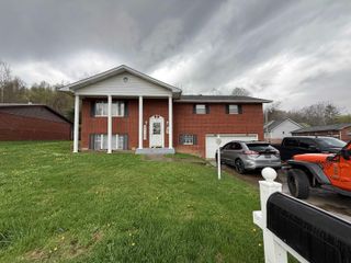 30 Twp Rd 1482, Chesapeake, OH 45619