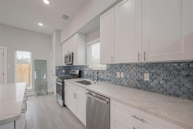 9204 Buffum Street, Houston, TX 77051