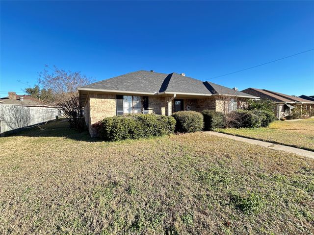 120 Cedar Springs Boulevard, Sulphur Springs, TX 75482