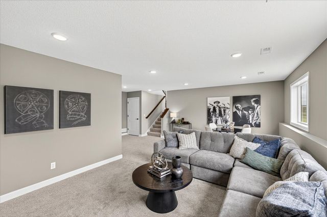 787 Yellowcrest Street SW, Delano, MN 55328